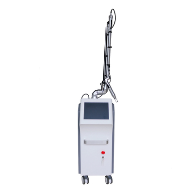 Q Chuyển đổi 2000mj 2000W Máy cắt bỏ hình xăm bằng laser với hệ thống làm mát gió nước